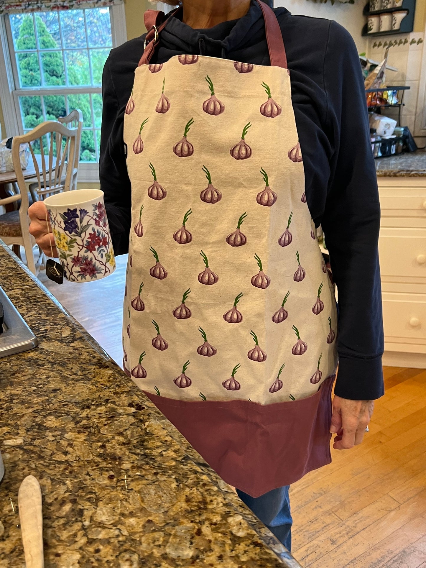 Garlic Bulb Large Pocket Apron