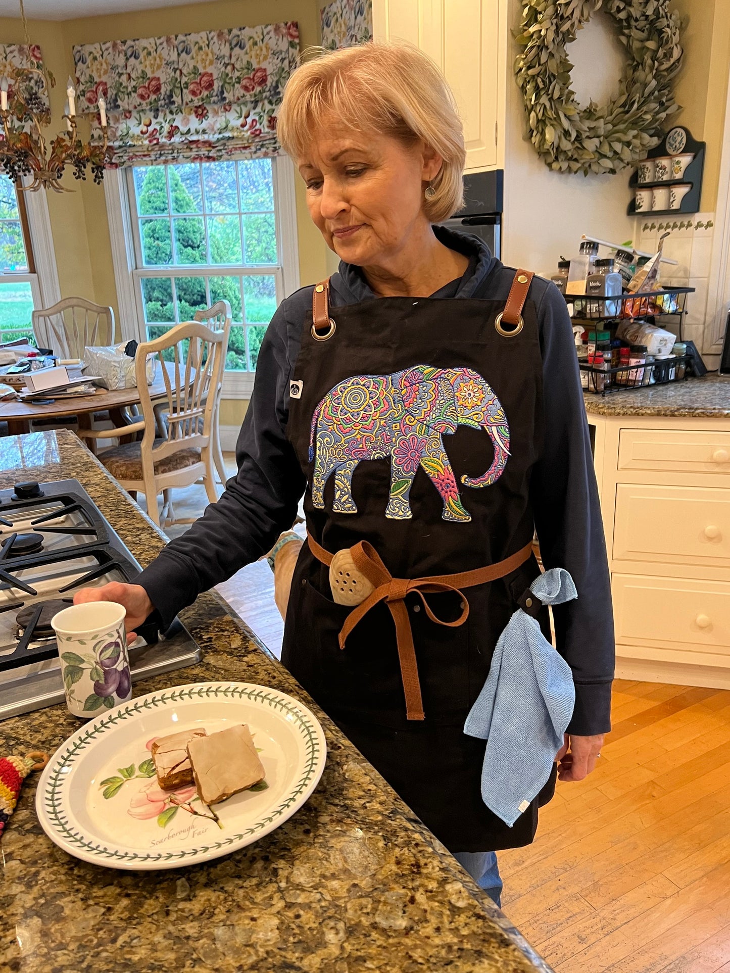 Embroidery Elephant Apron